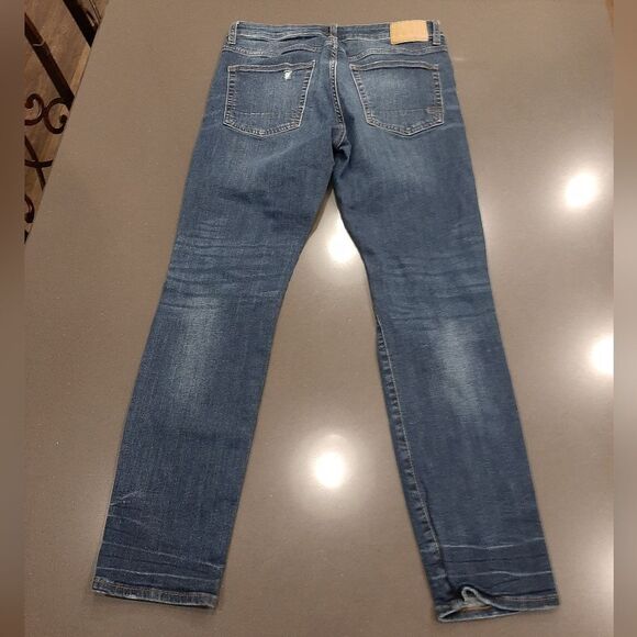 Aeropostale Distressed 32×30 Skinny Jeans - Picture 2 of 8